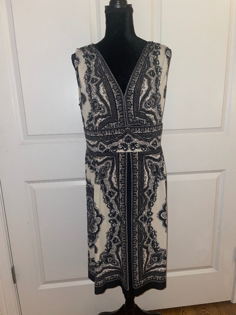 Dressbarn Sleeveless Bohemian Print Cocktail Dress-Size 12- EUC -Black/Cream-